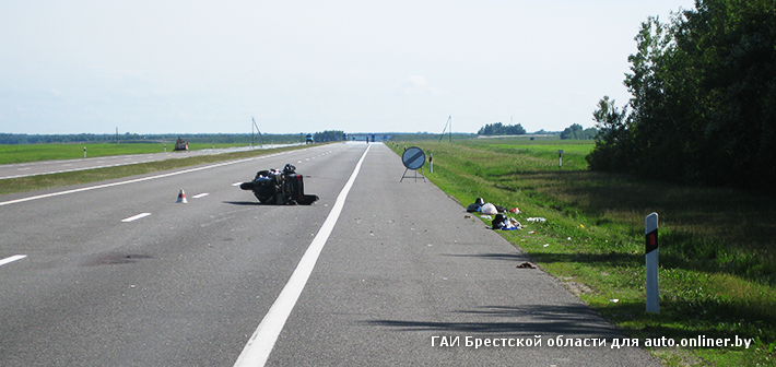 Кобринский район: байкер из Москвы попал в аварию на трассе М1